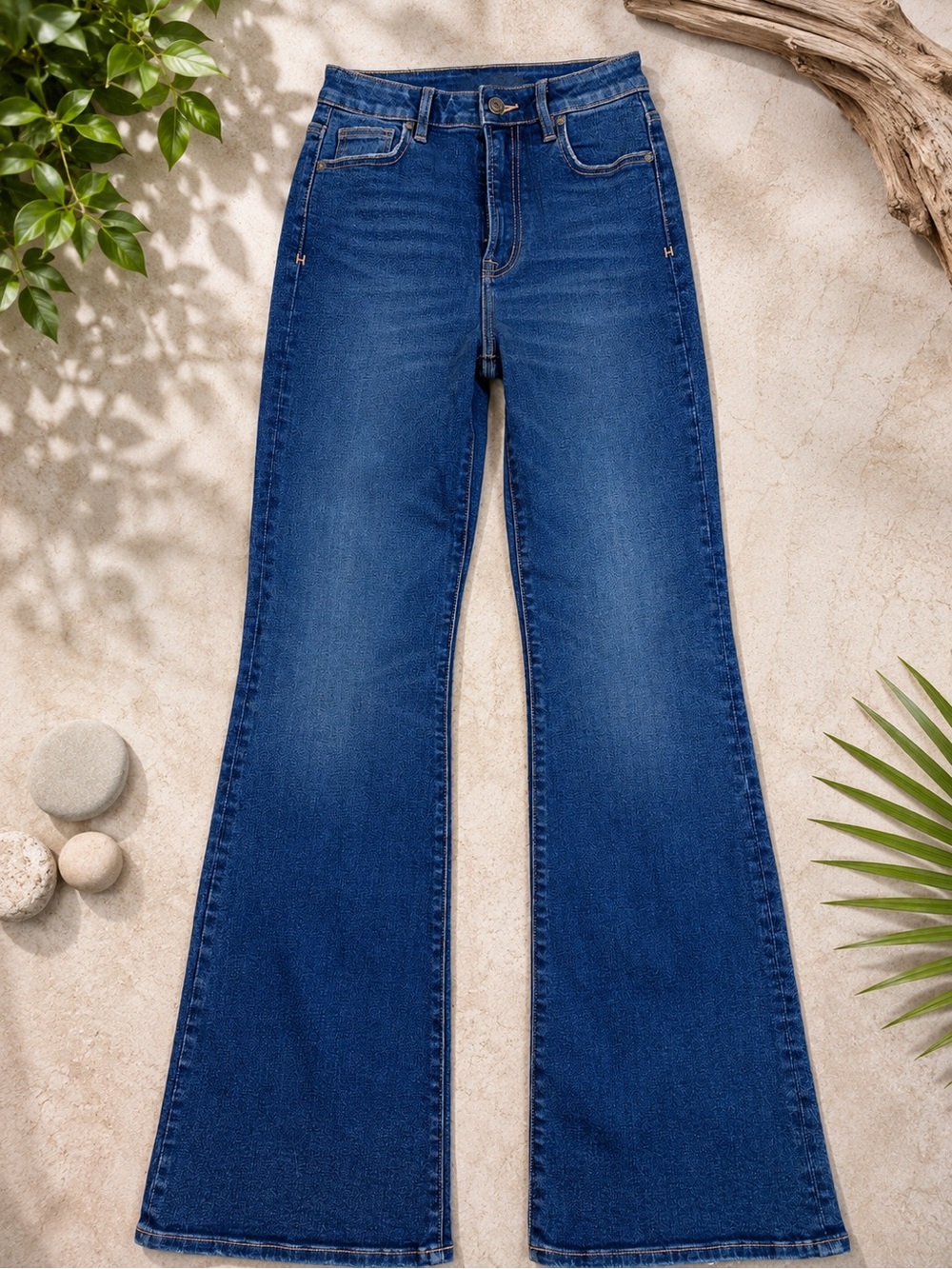 NWT Hidden Happi Dark Wash High Rise Stretch Flare Jeans Size 26